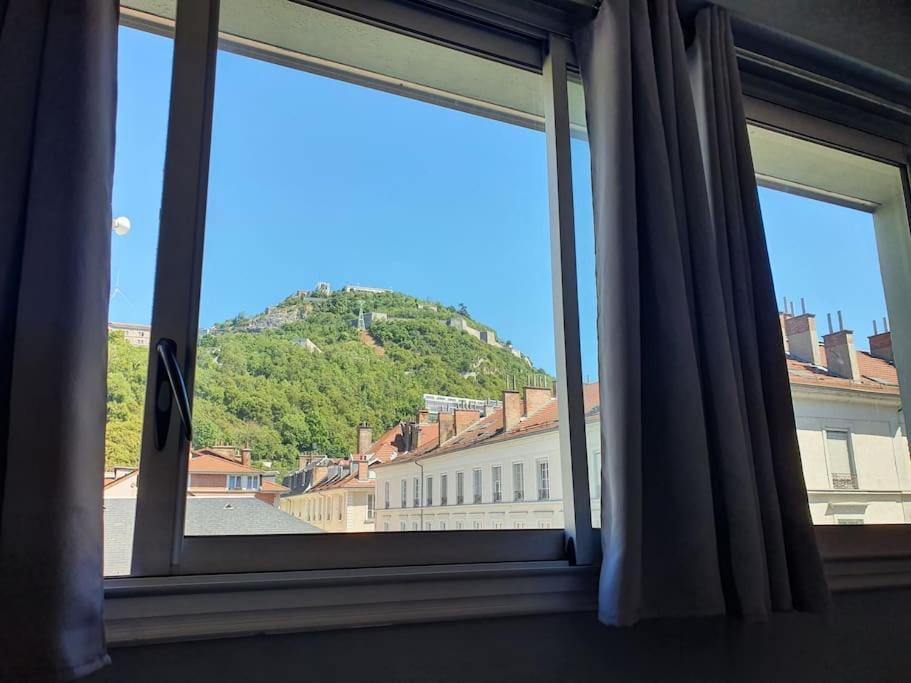 Grenoble: Jardin De Ville... Exteriér fotografie